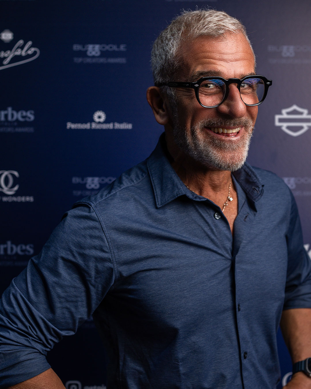 Max Mariola